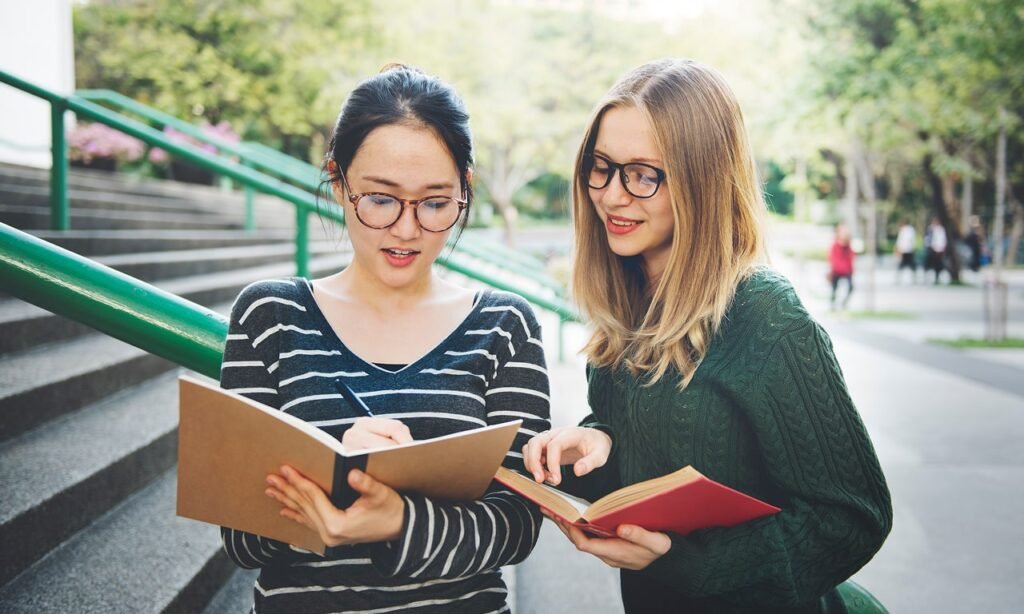 Akemi Scholars Making Remarkable Research